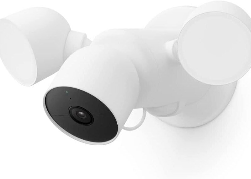 Google Nest Cam with Floodlight - Outdoor Camera - Floodlight Security Camera, White, 1 Count (Pack of 1)