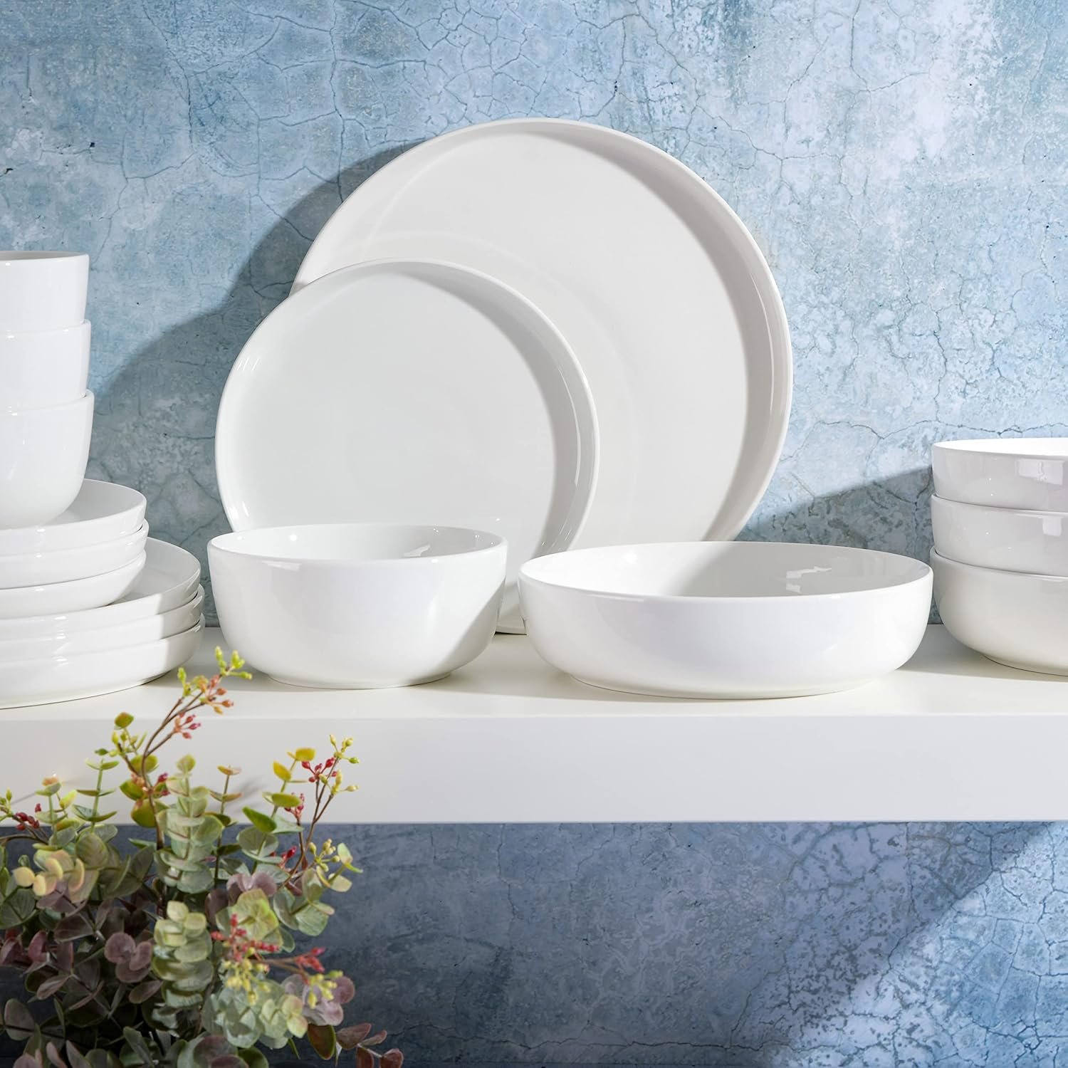 Gibson Home Oslo Porcelain Chip and Scratch Resistant Dinnerware Set, Service for 4 (16pcs), Plates and Bowls Dishes Sets, White - Image 5